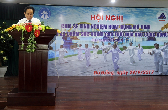
Bác sỹ CKII Nguyễn Út, Phó giám đốc Sở Y tế Đà Nẵng phát biểu tại Hội nghị. Ảnh: Tâm Trí
