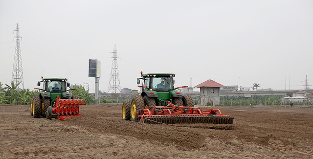 Các loại máy móc nông nghiệp hiện đại phục vụ Dự án