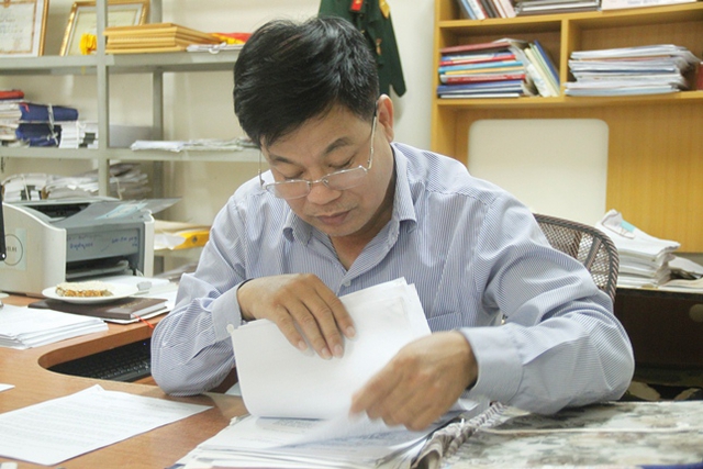 
Ông Nguyễn Quang Quyết - Trưởng phòng chế độ BHXH Nghệ An giải thích rõ về trường hợp hai cô giáo nhận lương hưu 1,3 triệu đồng/ tháng.
