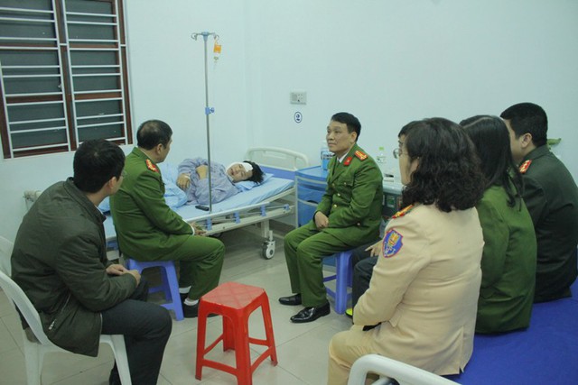 
Đại úy Tuệ đang điều trị tại Bệnh viện Việt Tiệp. Ảnh: Cơ quan Công an cung cấp
