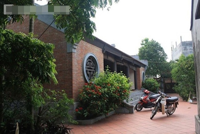 Ngôi nhà của Xuân Hinh mang đậm không gian kiến trúc của vùng đồng bằng Bắc Bộ.