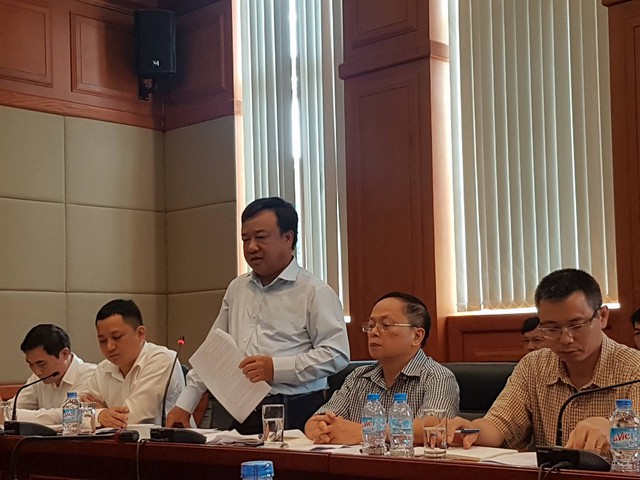 
Ông Vũ Duy Tùng -Giám đốc Sở GTVT Hải Phòng thông tin vết nứt trên cầu Đình Vũ-NBK

