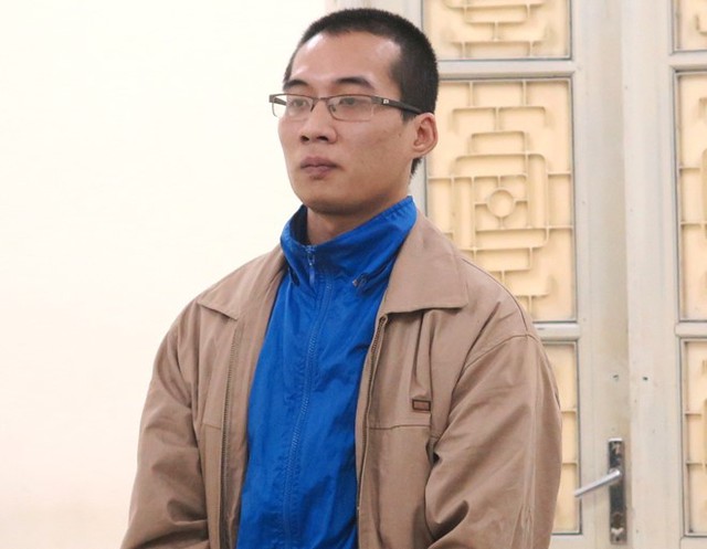 Bị c&aacute;o Hu&acirc;n tại t&ograve;a. Ảnh: V&acirc;n Thanh.
