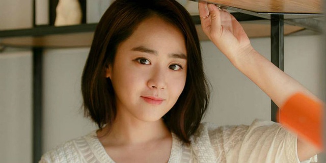 
Nữ diễn viên Moon Geun Young phải nhập viện phẫu thuật khẩn cấp vì được chuẩn đoán mắc hội chứng khoang cấp tính.
