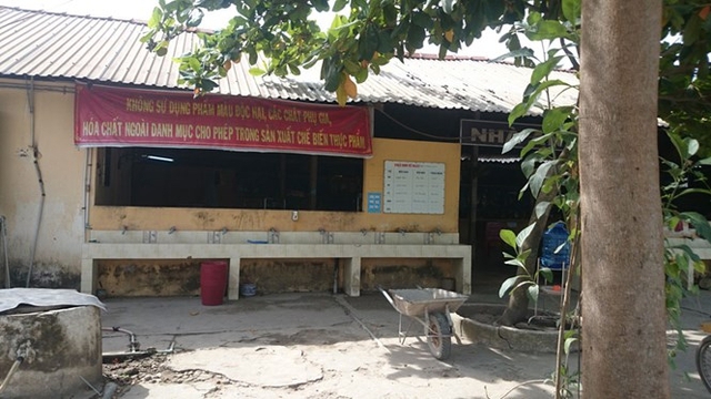 Hiện trường ph&aacute;t hiện nạn nh&acirc;n chết trong tư thế treo cổ