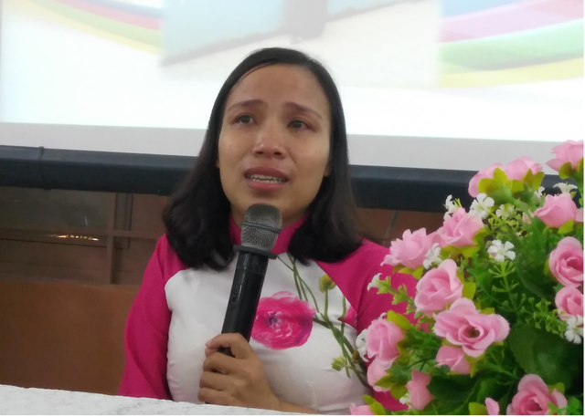 
Cô Nguyễn Thị Hường - nhân vật trong dự án học Văn của học trò Trường THCS Văn Lang, TPHCM kể về chuyện đời mình trong tiết Văn sinh hoạt chuyên đề
