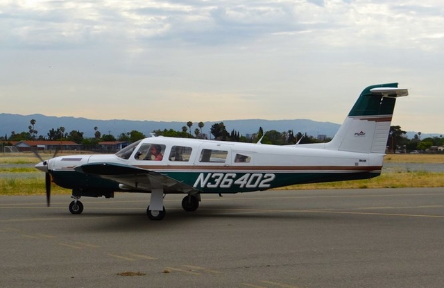 
Mẫu máy bay cỡ nhỏ Piper Cherokee.
