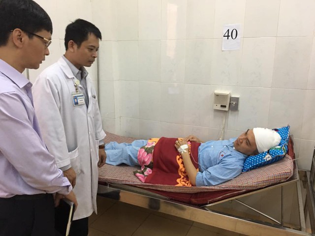 
Bác sĩ Lê Quang Dương vẫn đang nằm điều trị tại Bệnh viện Thạch Thất
