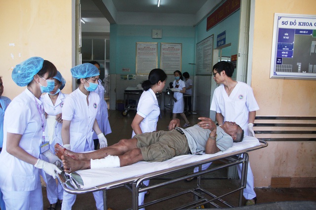 Bệnh nhân được đưa vào bệnh viện cấp cứu