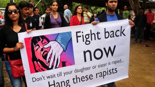 
Các vụ cưỡng hiếp phụ nữ ở Ấn Độ đang gia tăng, gây bức xúc.
