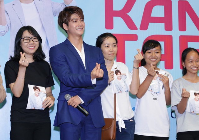 Kang Tae Oh dễ thương trong buổi gặp gỡ người h&acirc;m mộ tại Việt Nam