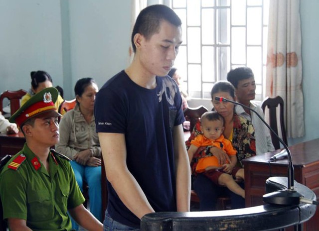 
Bị cáo Nguyễn Triếc Lãm tại phiên tòa. Ảnh: P.S.
