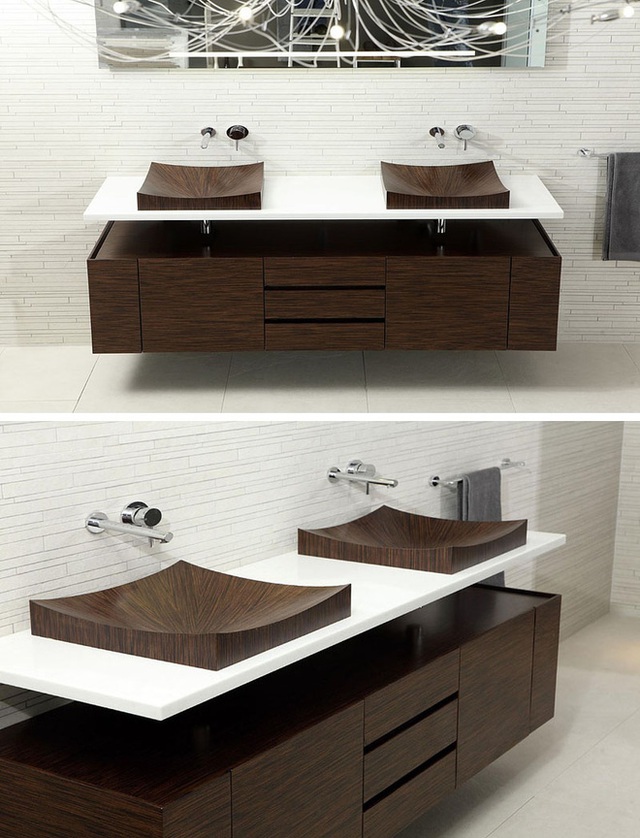 1. Căn phòng tắm đẹp hút mắt với thiết kế bồn rửa tay đôi bằng chất liệu gỗ tự nhiên sẫm màu, sự lựa chọn này cũng giúp tăng thêm vẻ sang trọng của căn phòng này.