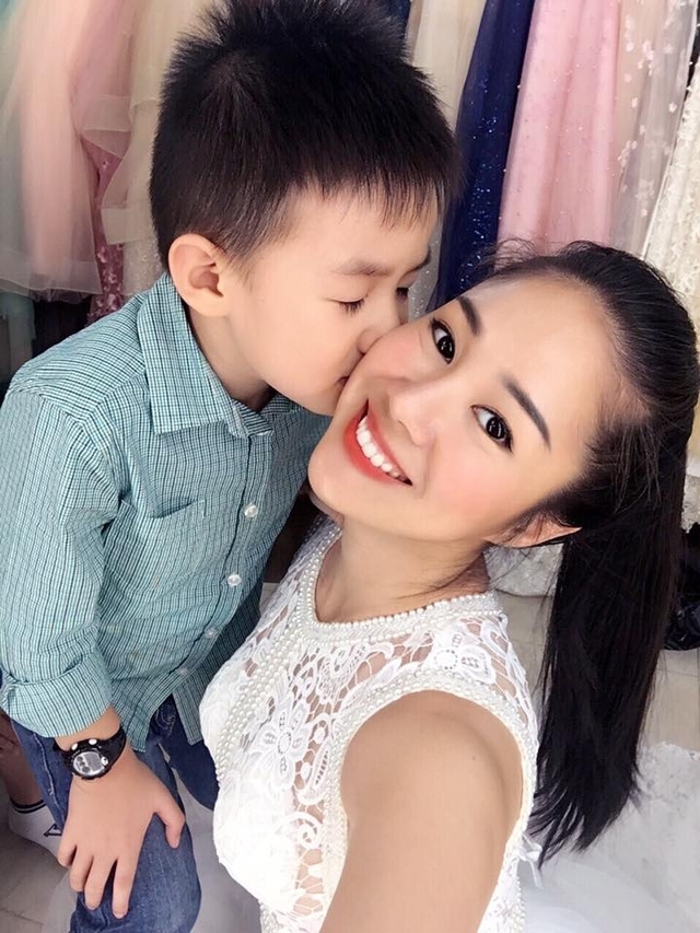 
Lê Phương khẳng định tái hôn với chồng mới cũng không quên con trai.
