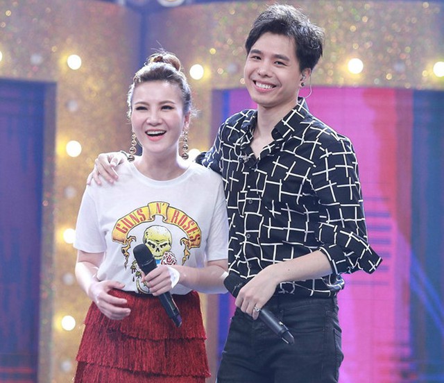 
Trịnh Thăng Bình và Yến Nhi trong chương trình Ca sĩ giấu mặt. Ảnh: BTC.
