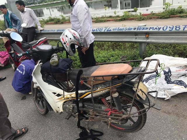 H&agrave;ng loạt xe m&aacute;y bị thủng xăm, lốp v&agrave;o s&aacute;ng 6/9.