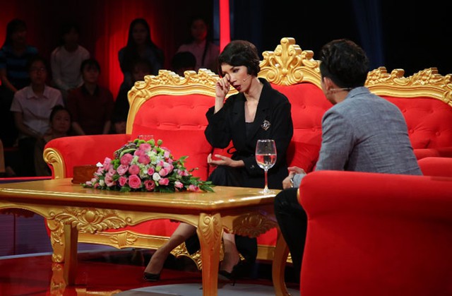 Siêu mẫu Xuân Lan chia sẻ về tình cũ là nam ca sĩ đồng tính nổi tiếng showbiz Việt