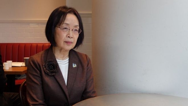 B&agrave; Michiyo Nishigaki, mẹ của Naoya.