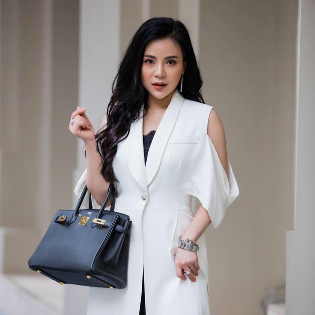 Thu nhập cá nhân của bà Trang ước tính lên tới 500 triệu đồng một tháng.