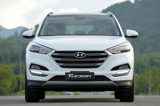 Hyundai Tucson 2017 hiện là mẫu xe rẻ nhất phân khúc.