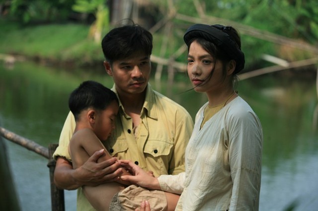 Hồng Kim Hạnh đóng vai Hơn trong phim Thương nhớ ở ai.