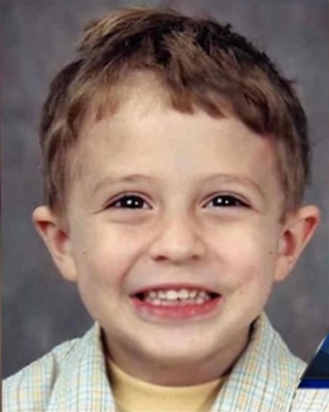 Cậu b&eacute; Julian Hernandez. (Ảnh: Internet)
