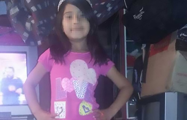 
Thi thể của bé gái 7 tuổi được tìm thấy trong một căn hộ sang trọng.
