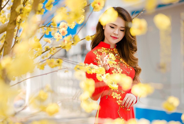 Thơ l&agrave; một gương mặt kh&aacute; c&oacute; tiếng tr&ecirc;n mạng x&atilde; hội. Facebook của Thơ c&oacute; hơn 23.000 Like.