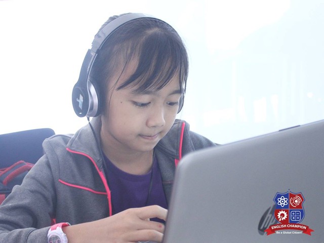 C&aacute;c th&iacute; sinh nh&iacute; đang tranh t&agrave;i