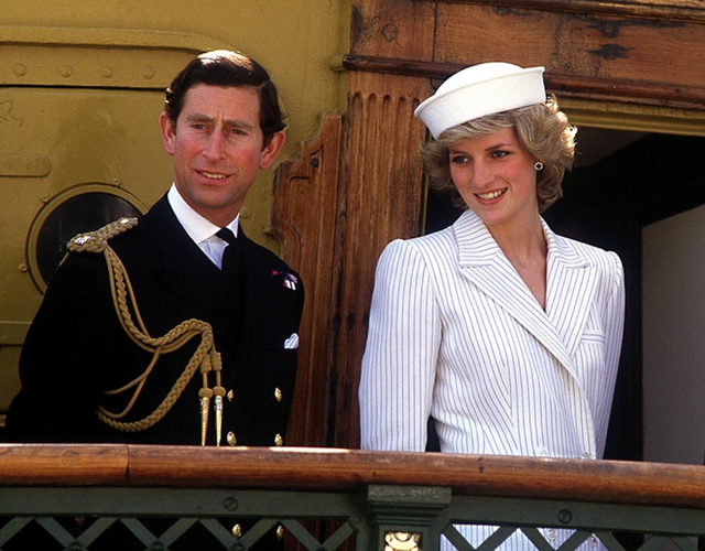 
Vợ chồng Công nương Diana, Hoàng tử Charles.
