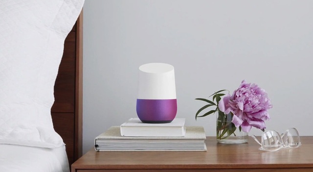 Loa thông minh điều khiển bằng giọng nói Google Home.