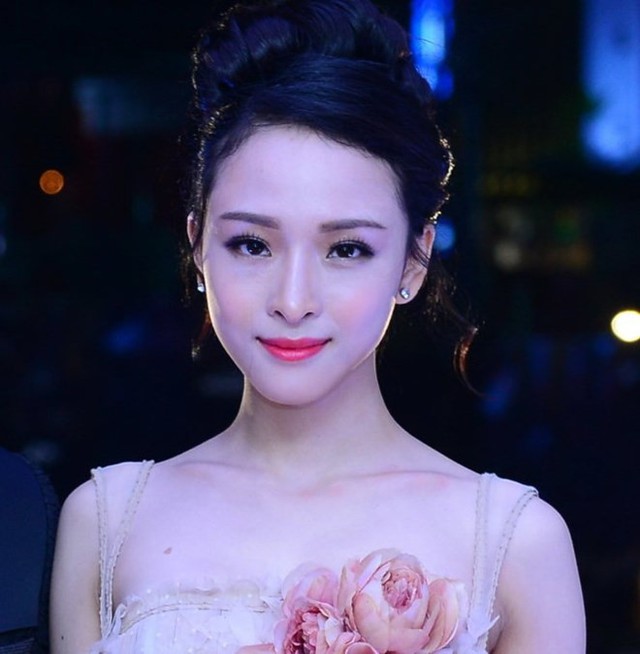 Trương Hồ Phương Nga được dư luận thông cảm, nhưng vẫn tồn tại một mâu thuẫn trớ trêu giữa lời nói (tuyên bố không cặp đại gia) và hành động của cô.