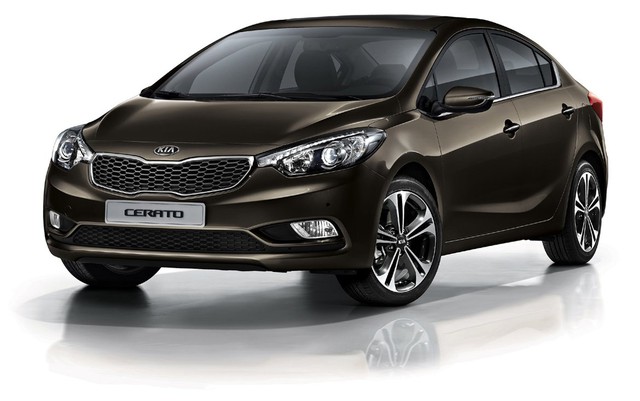 Dòng sedan hạng C Kia Cerato cũng được giảm từ 5-10 triệu đồng.