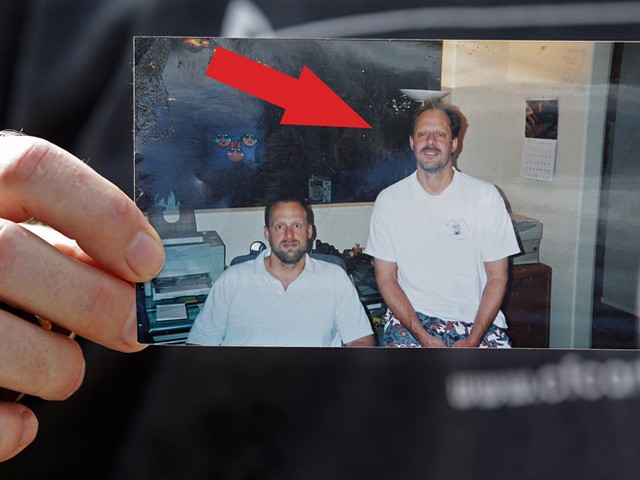 
Một tấm ảnh cũ của Stephen Paddock do người em trai Eric cung cấp cho các nhà báo sau vụ xả súng. Ảnh: AP.
