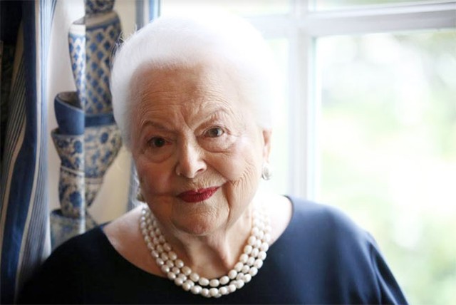 Bà Olivia De Havilland tròn 101 tuổi.