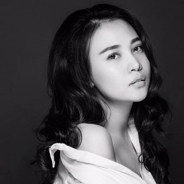 Đàm Thu Trang đủ đẹp để đoạt vương miện Hoa khôi xứ Lạng, lọt Top 20 Hoa hậu Việt Nam 2010 và Top 6 Vietnams Next Top Model 2011.