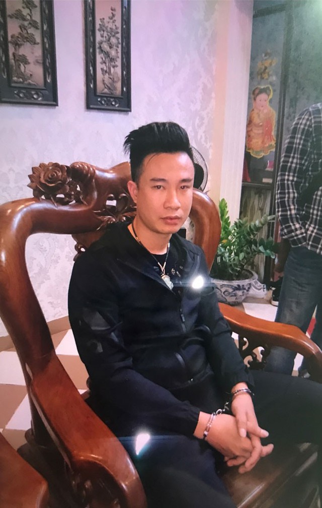 
Hoà Adam khi bị bắt.
