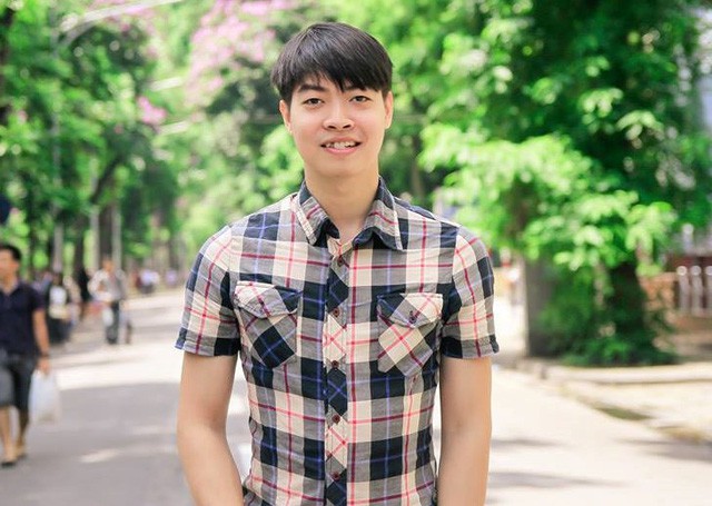 Thầy gi&aacute;o trẻ L&ecirc; Việt Ho&agrave;ng c&oacute; t&iacute;nh c&aacute;ch d&iacute; dỏm, th&acirc;n thiện.