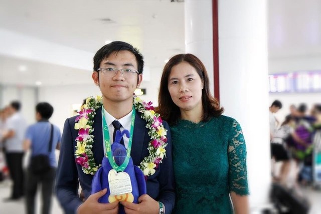 Nam sinh cho biết người cậu muốn cảm ơn nhiều nhất chính là cha mẹ.