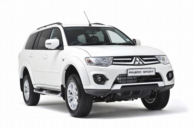 Mẫu Pajero Sport lắp ráp trong nước cũng được giảm giá mạnh.