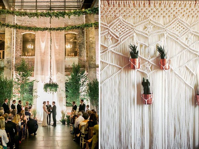 Có rất nhiều cách để tận dụng tối đa những chiếc rèm. Những chiếc rèm bằng vải voan mỏng hay những chiếc rèm được tết từ những sợi dây dù sẽ đều mang đến cảm giác tinh tế cho tiệc cưới của bạn.