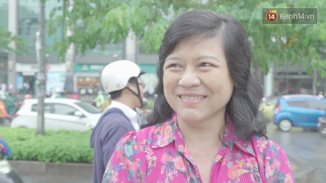 Cô Thảo rất hay tặng quà bánh cho bác những dịp lễ tết.