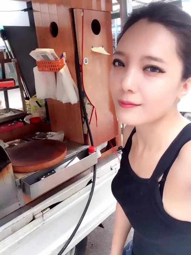 Hy vọng c&ocirc; chủ h&agrave;ng b&aacute;nh h&agrave;nh sẽ gặp nhiều thuận lợi trong năm mới.