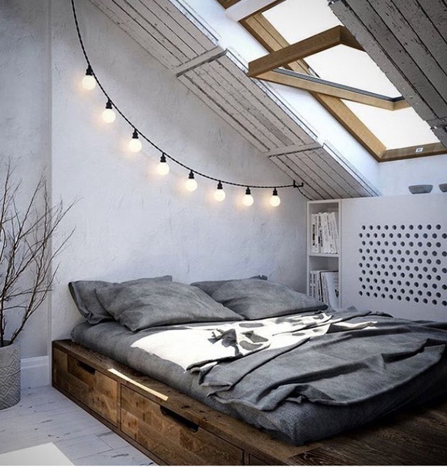 Những chiếc giường gỗ tinh tế thường hợp với phòng ngủ theo phong cách shabby chic, vintage.