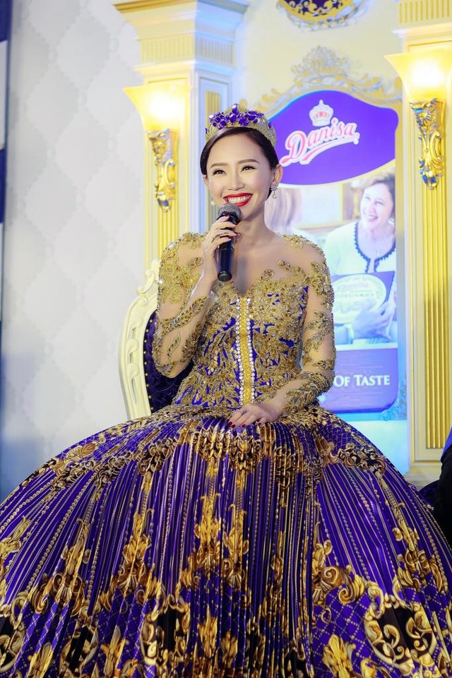 Tóc Tiên đang trở thành niềm cảm hứng của hàng triệu cô gái Việt Nam trong việc khẳng định phong cách bản thân