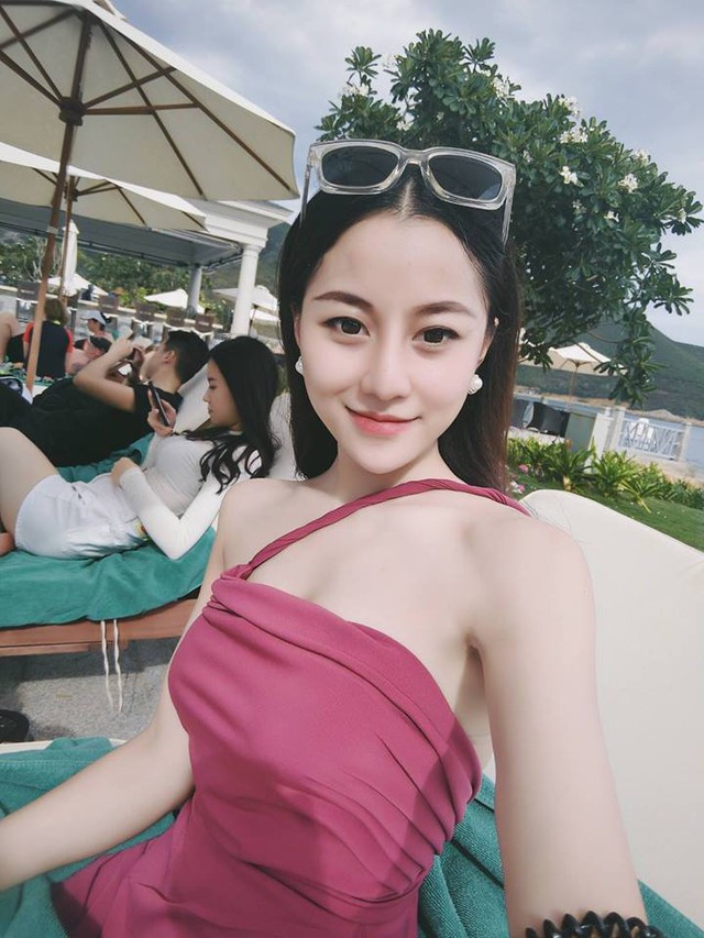 Khuôn mặt xinh xắn