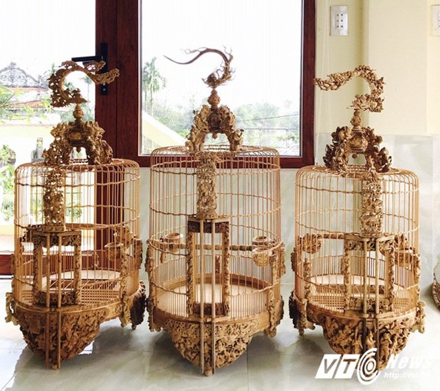 Th&ocirc;ng thường một chiếc lồng c&oacute; gi&aacute; từ 5-25 triệu đồng.