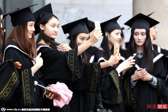B&ecirc; bối t&igrave;nh &aacute;i v&agrave; tiền bạc bao phủ Học viện Điện ảnh Bắc Kinh. Ảnh: 163.