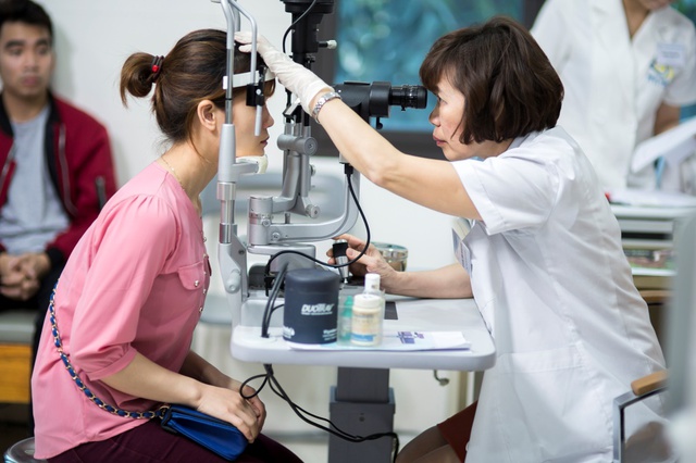 Hệ thống máy móc tiên tiến từ Châu Âu tại Mắt Bích Ngọc giúp bác sỹ chẩn đoán bênh chính xác hơn