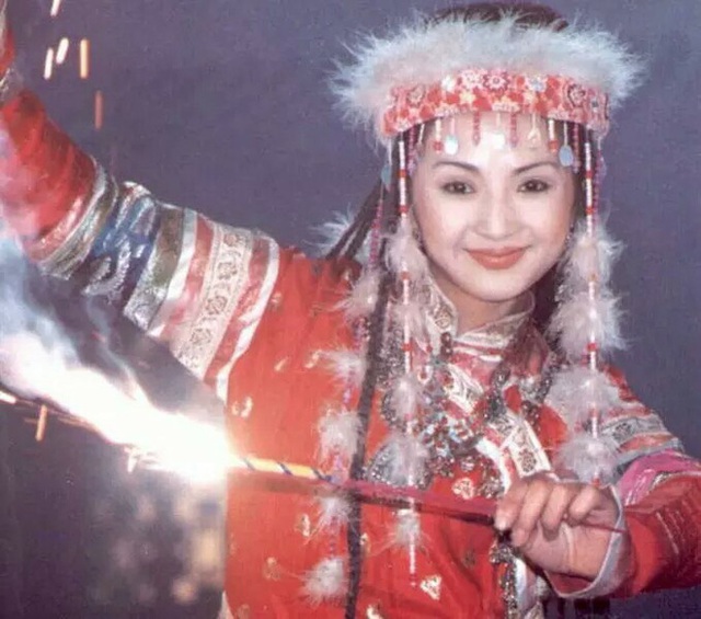 
Tài năng và sắc đẹp của nàng khiến cho vua Càn Long say mê.
